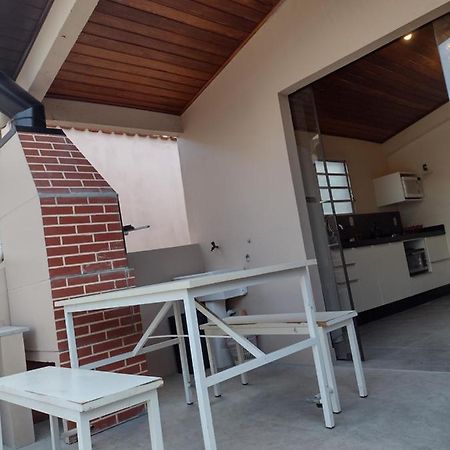 Apartamento Ótima localização Casa Apartamento em Garopaba Exterior foto