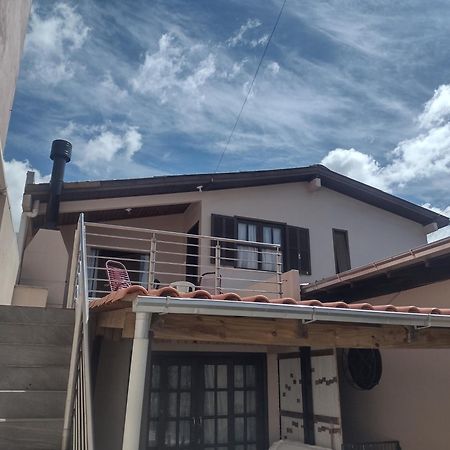 Apartamento Ótima localização Casa Apartamento em Garopaba Exterior foto